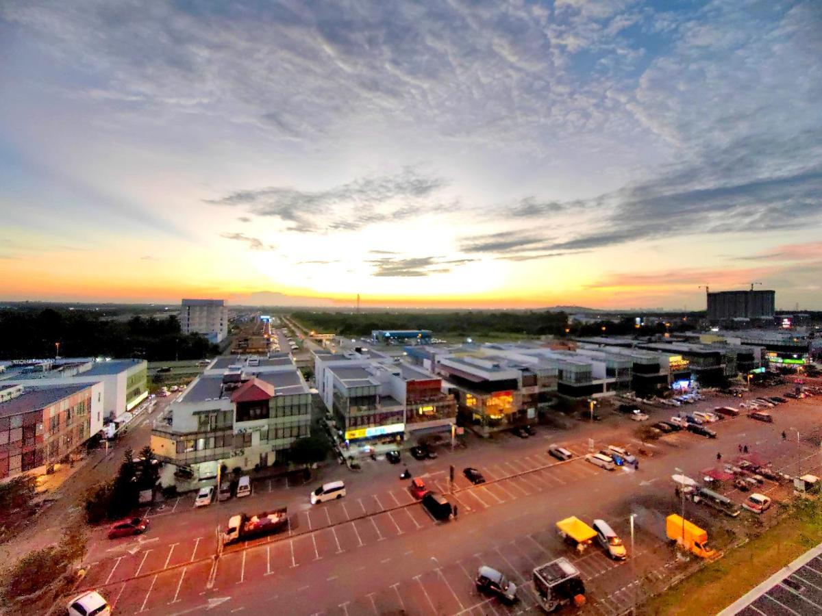 Alanis Residence 7 Pax @ Sepang Klia Kota Warisan Buitenkant foto