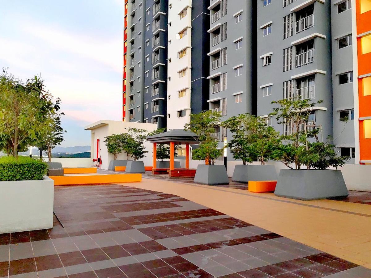 Alanis Residence 7 Pax @ Sepang Klia Kota Warisan Buitenkant foto